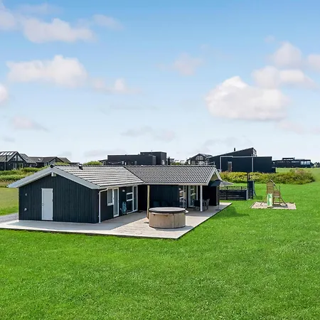 Lovely In With Sauna 別荘