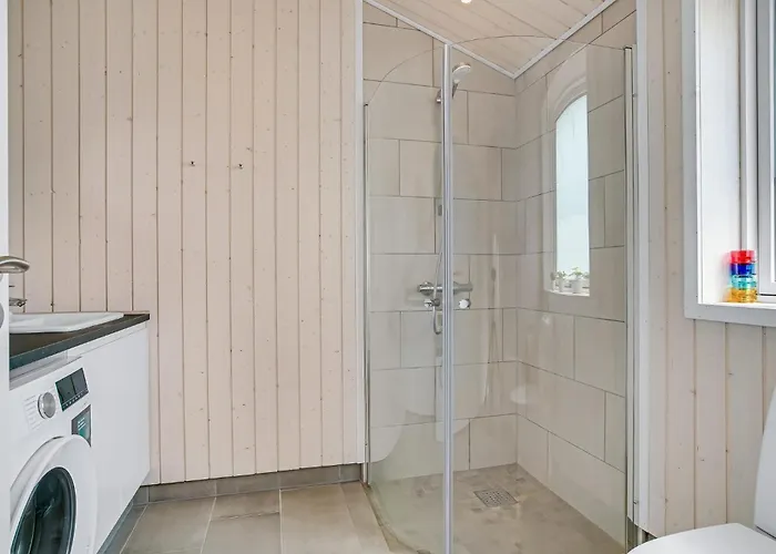 Lovely In With Sauna