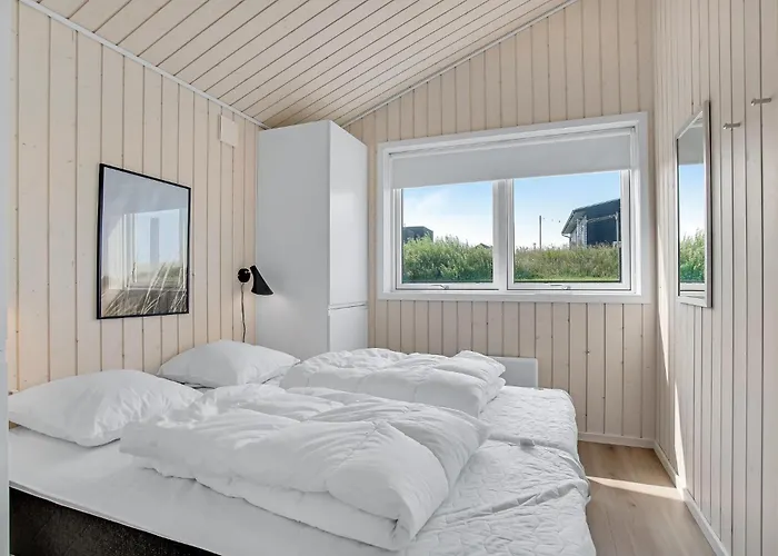 Lovely In With Sauna 別荘 Løkken