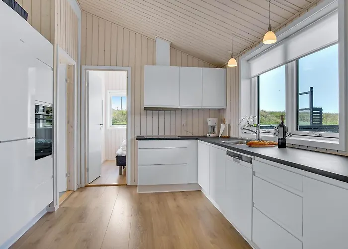 Lovely In With Sauna 別荘 Løkken